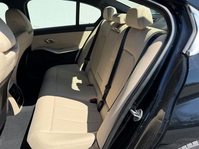 New 2026 BMW 330i xDrive Sedan w/ Premium Package AWD/4WD image 11