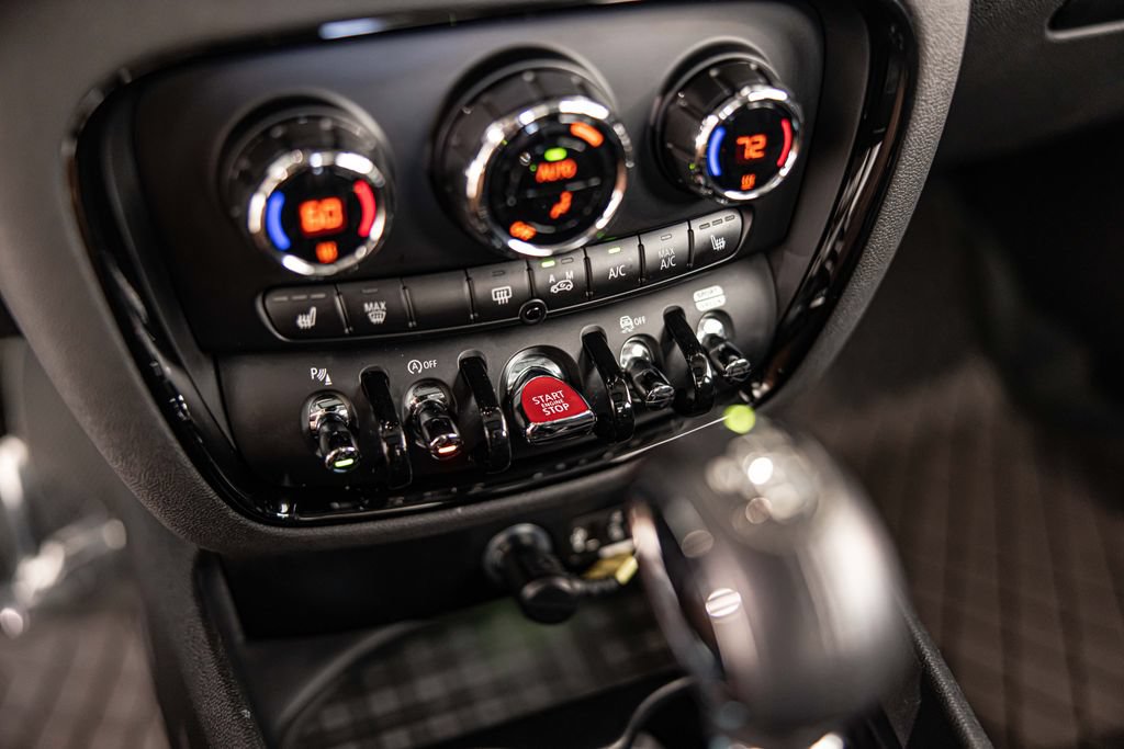 Used 2018 MINI Cooper Clubman ALL4 AWD/4WD image 27