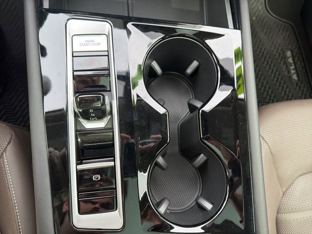 Used 2024 Volkswagen Atlas SEL image 20