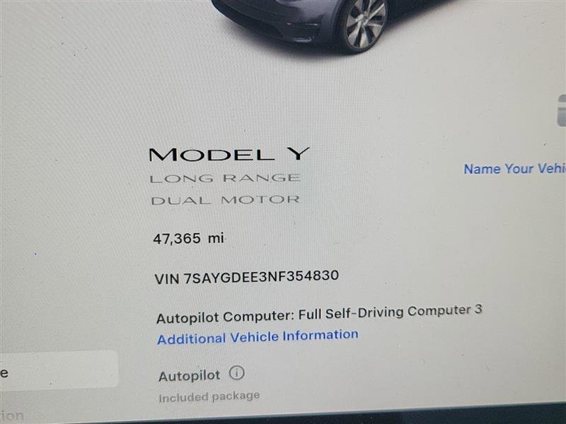Used 2022 Tesla Model Y Long Range image 3