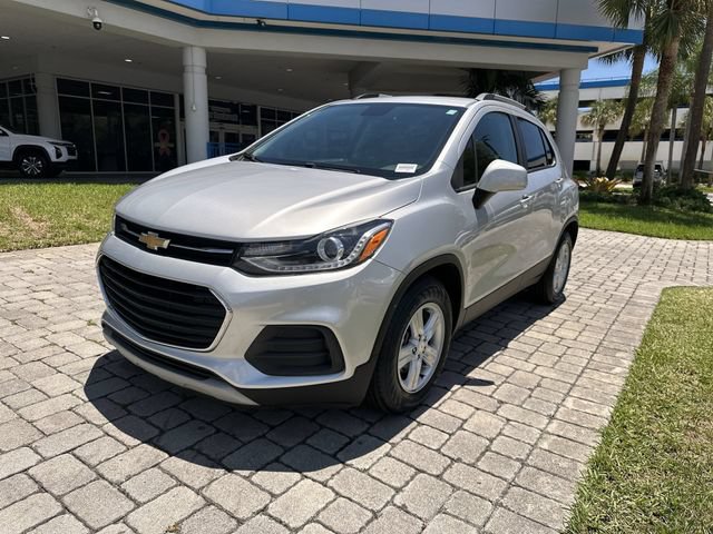 Used 2022 Chevrolet Trax LT w/ LT Convenience Package FWD image 21