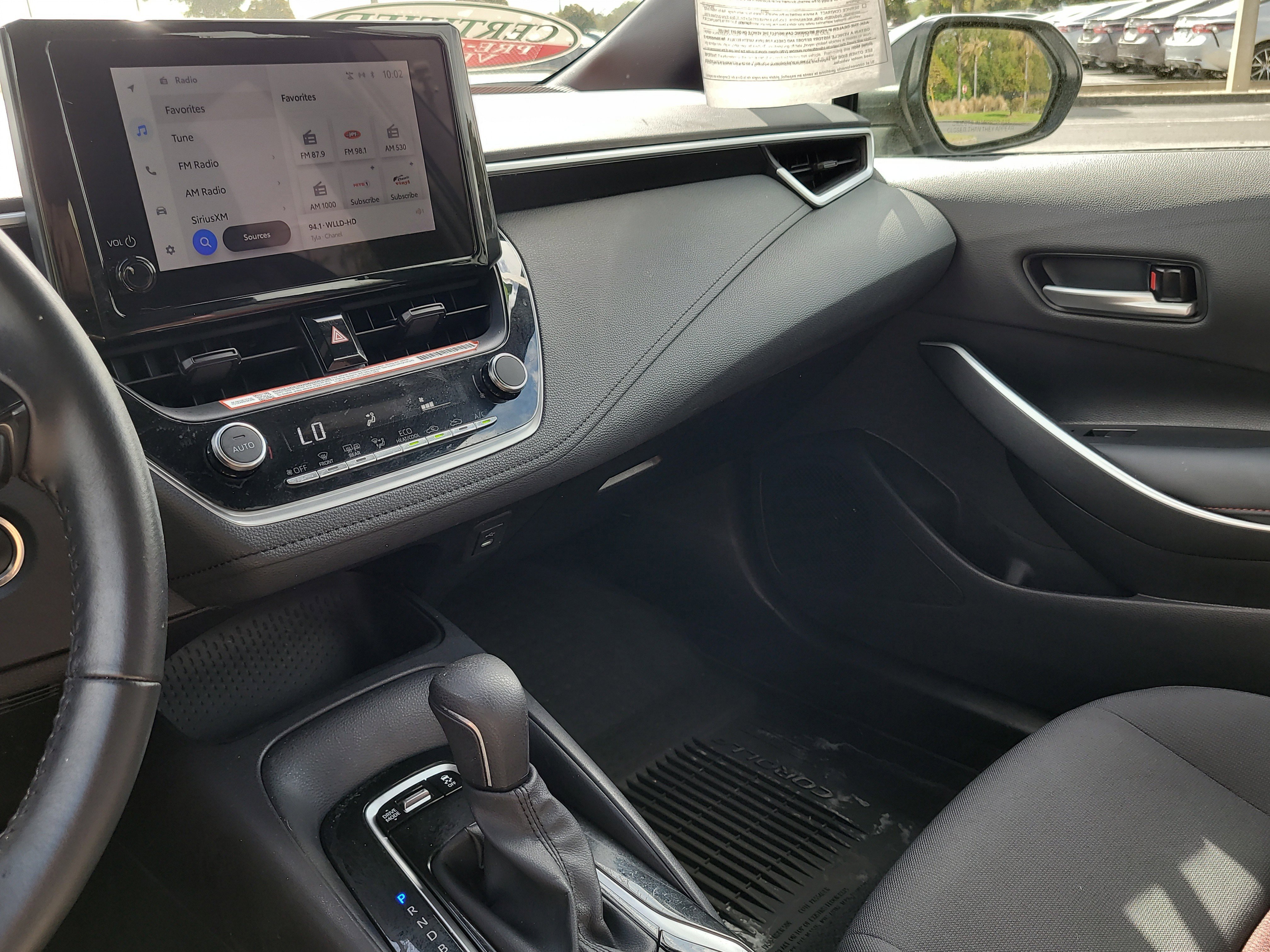 Certified 2025 Toyota Corolla SE image 19