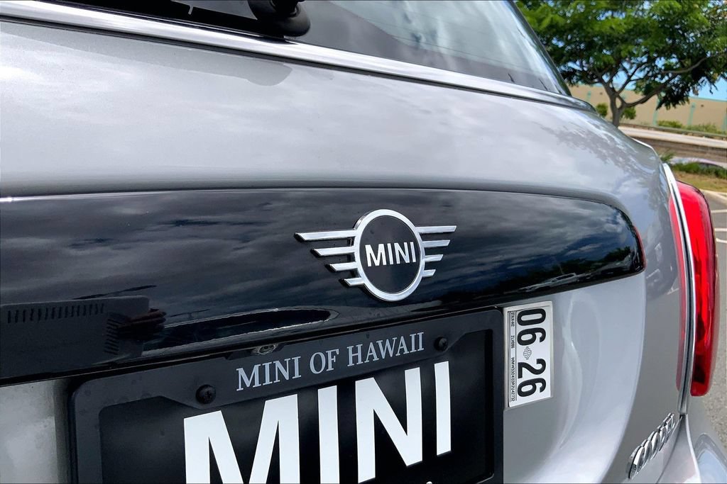 Used 2024 MINI Cooper 4-Door Hardtop FWD image 29