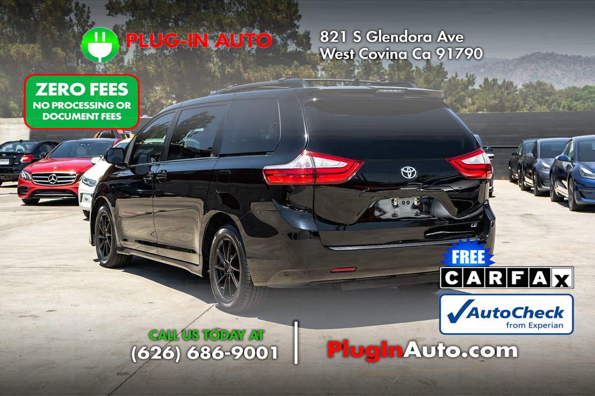 Used 2019 Toyota Sienna LE FWD image 2