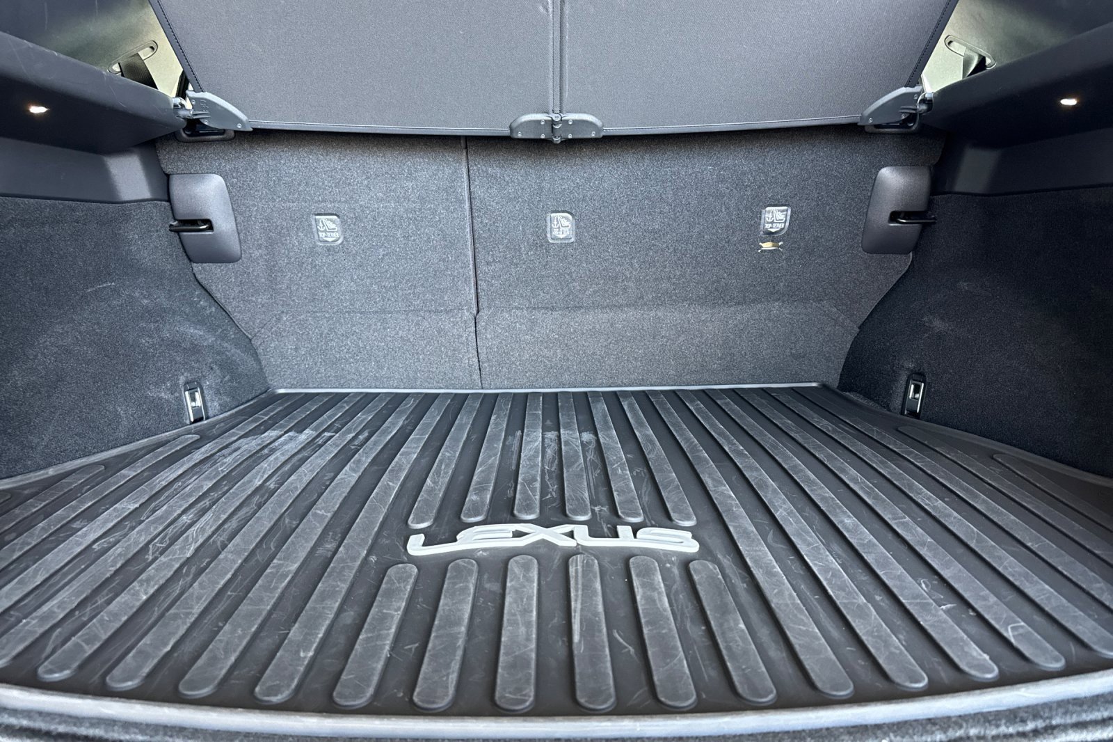 Used 2024 Lexus RZ 300e Premium image 19