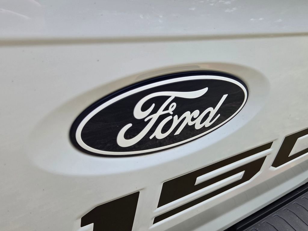 Used 2025 Ford F150 STX w/ Equipment Group 201A FX4 AWD/4WD image 9