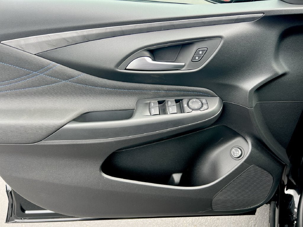 New 2026 Buick Envista Sport Touring w/ Convenience I Package FWD image 19