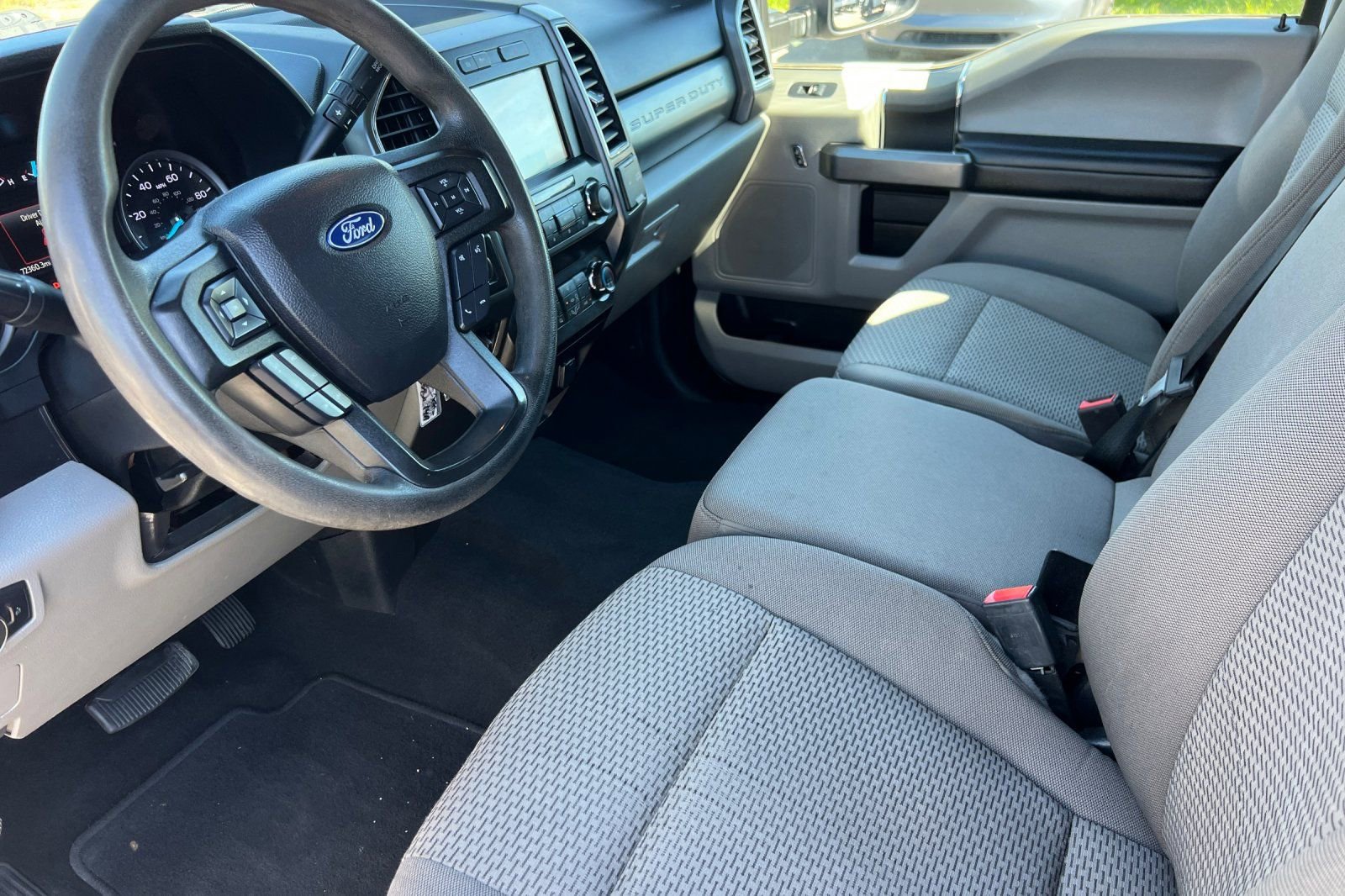 Certified 2020 Ford F550 4x4 Crew Cab Super Duty image 11