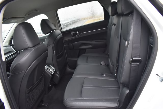 New 2026 Kia Sorento S FWD image 18