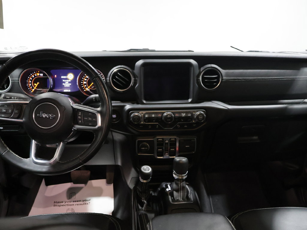 Certified 2020 Jeep Gladiator Overland AWD/4WD image 15