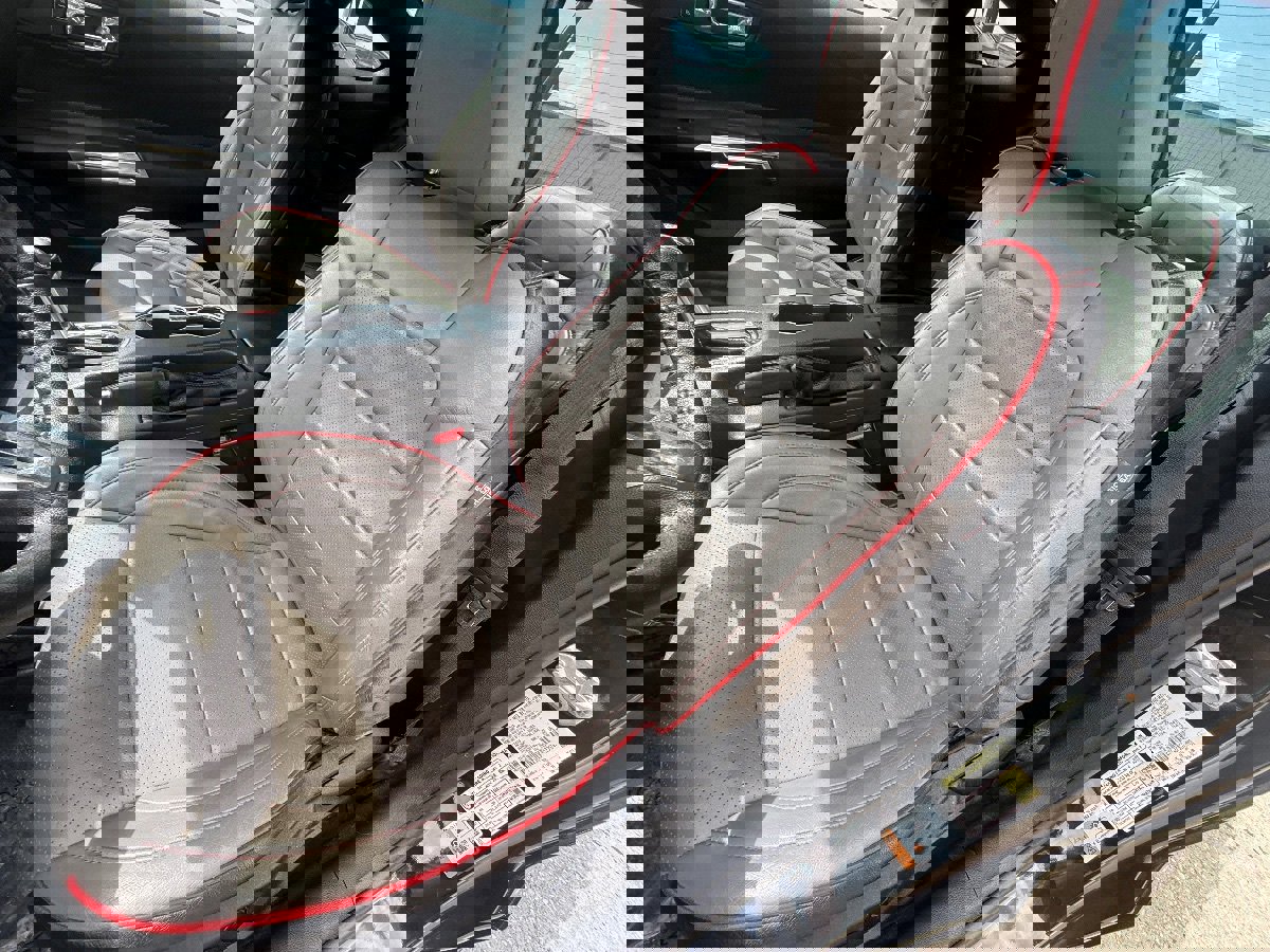 Used 2017 Ford Mustang GT w/ Black Accent Package RWD image 18