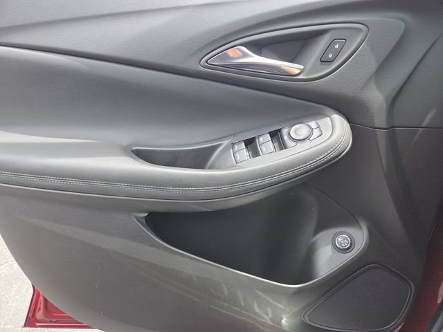 Used 2023 Buick Encore GX Select w/ Sport Touring Package FWD image 32