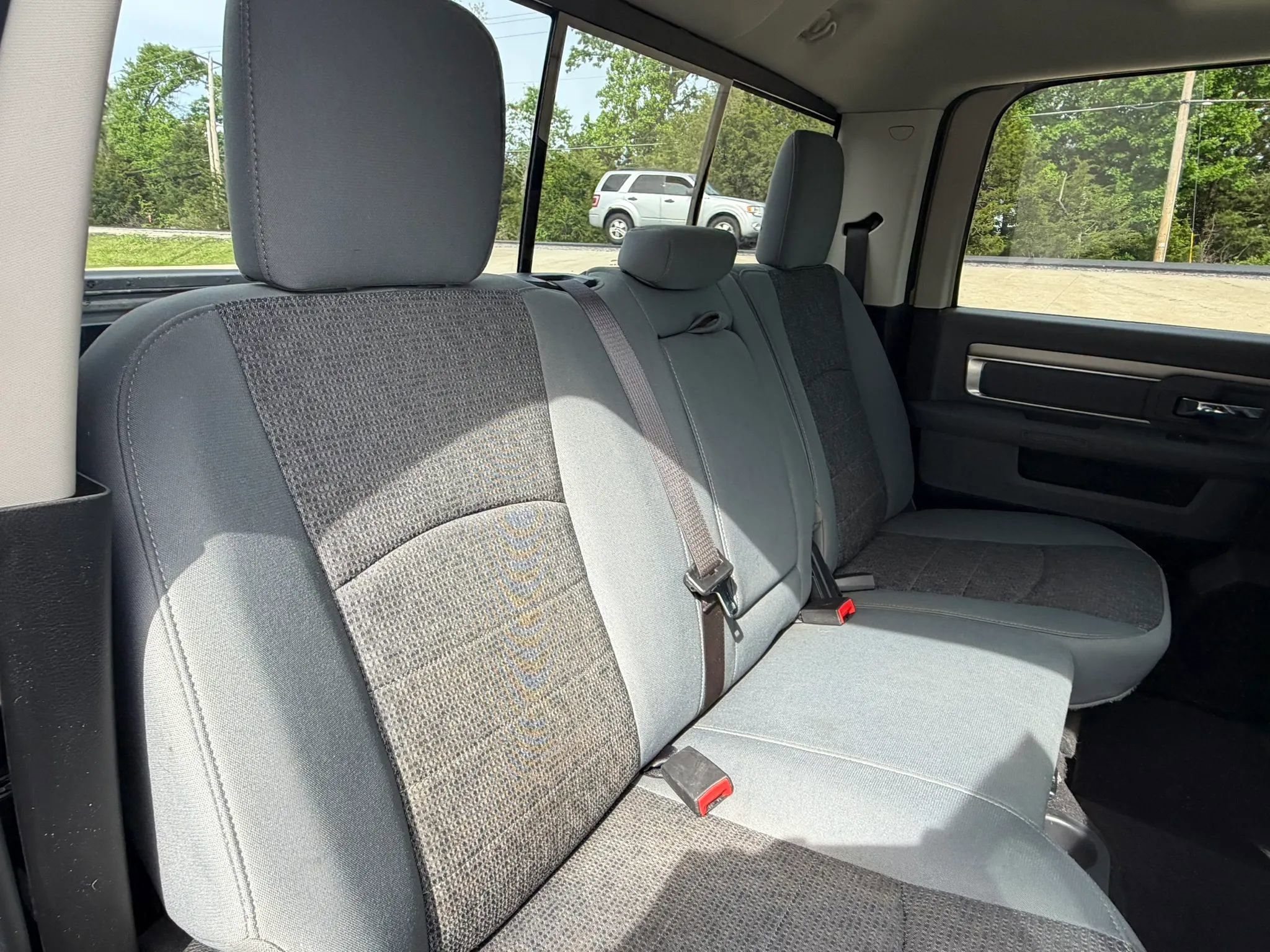 Used 2018 RAM 1500 Big Horn AWD/4WD image 40