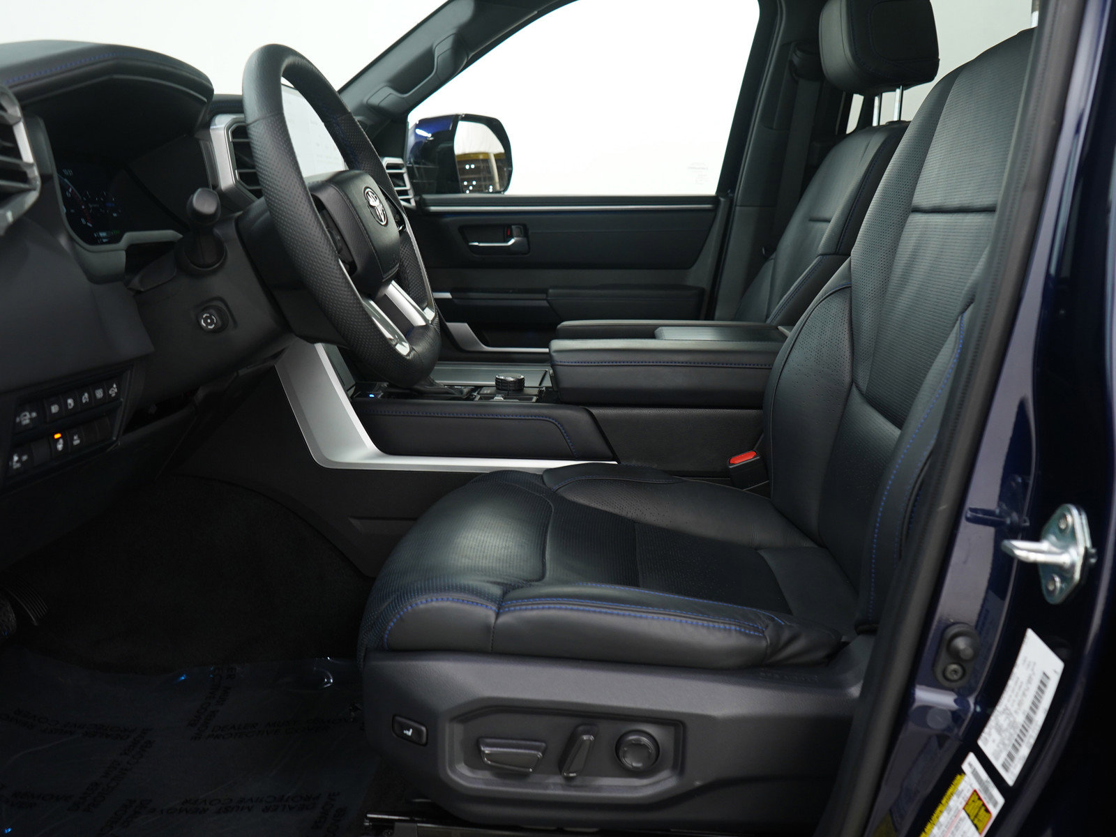 Used 2024 Toyota Sequoia Platinum image 28