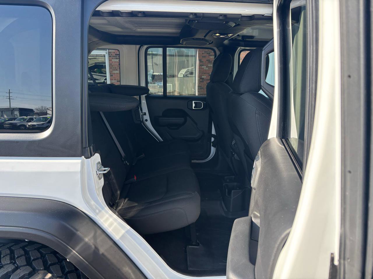 Used 2022 Jeep Wrangler Unlimited Sport image 13