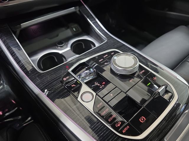Certified 2024 BMW X7 M60i w/ Executive Package image 22