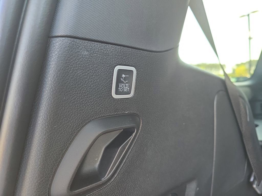 Used 2024 Jeep Wagoneer 4WD image 19