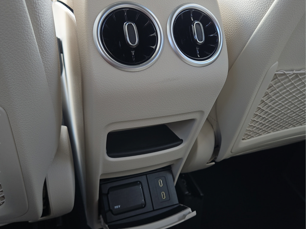 New 2026 Mercedes-Benz GLA 250 image 13
