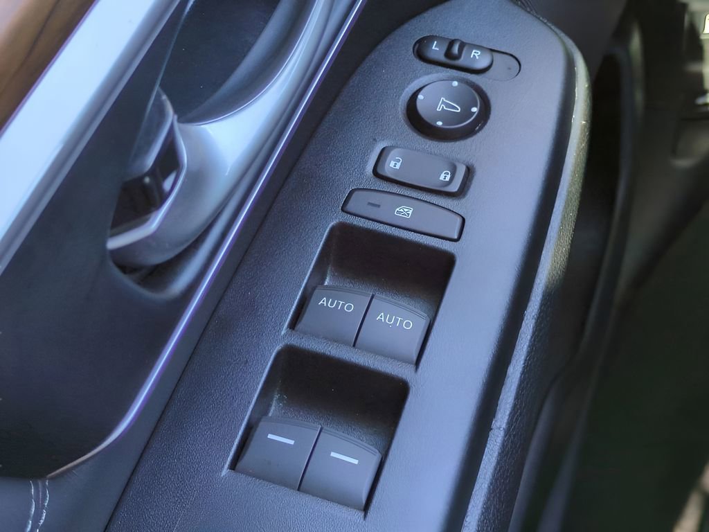 Used 2021 Honda CR-V Touring image 26