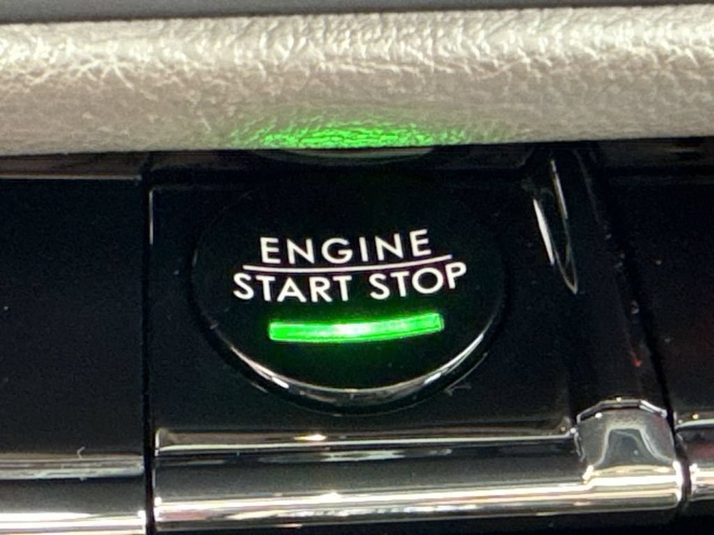 Certified 2024 Lincoln Corsair AWD w/ Equipment Group 101A image 22