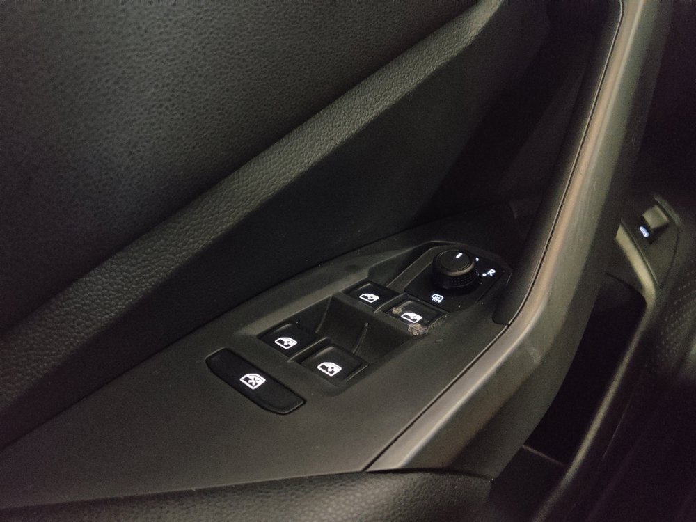 Used 2019 Volkswagen Jetta S w/ Driver Assistance Package FWD image 27