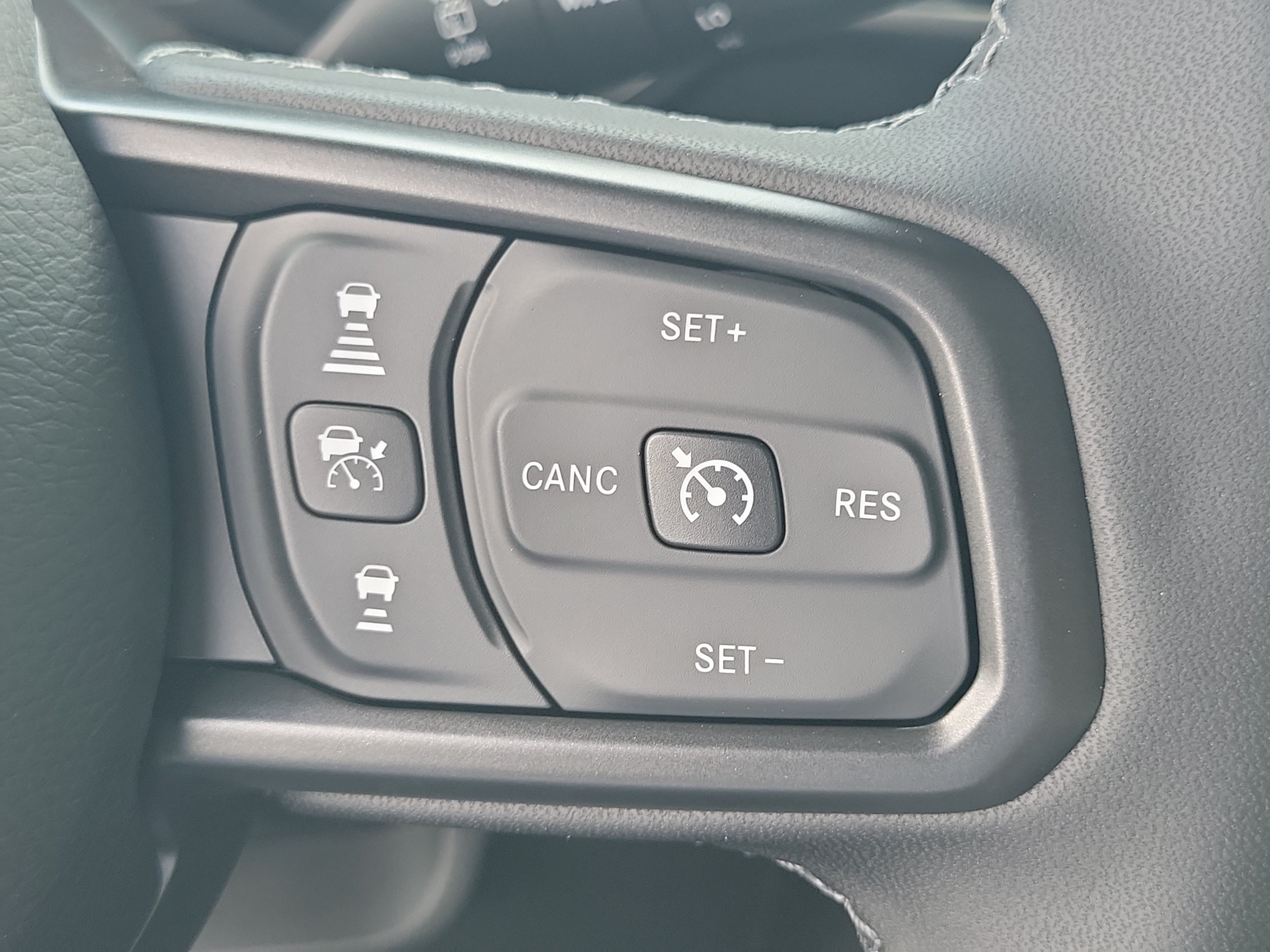 New 2026 Jeep Wrangler Unlimited Rubicon w/ Safety Group AWD/4WD image 13