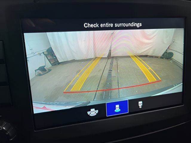 Used 2023 Mercedes-Benz Metris image 17
