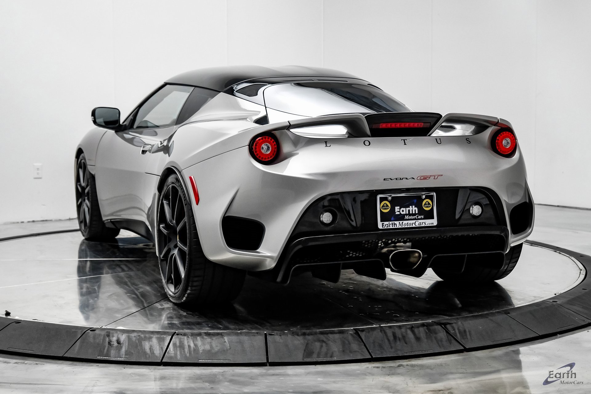 Used 2021 Lotus Evora image 8