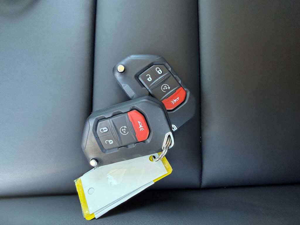 New 2025 Jeep Gladiator Rubicon image 32