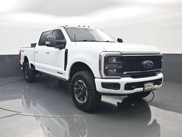 Used 2024 Ford F250 Lariat w/ Lariat Ultimate Package AWD/4WD image 3