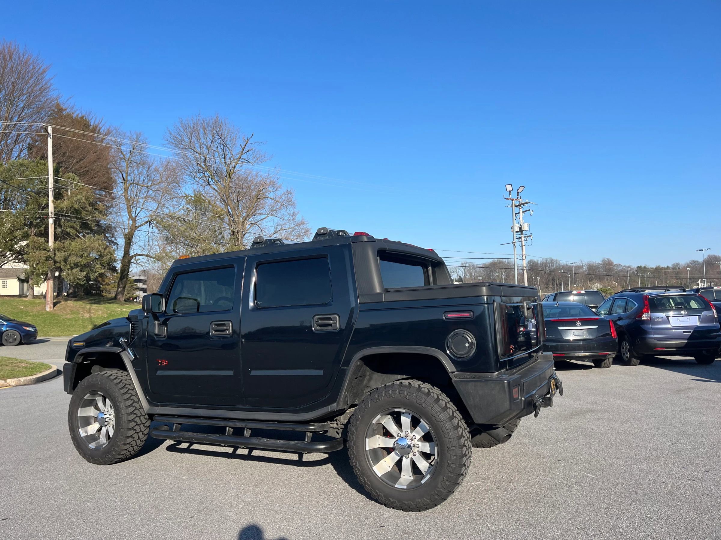 Used 2005 HUMMER H2 SUT w/ Preferred Equipment Group image 4