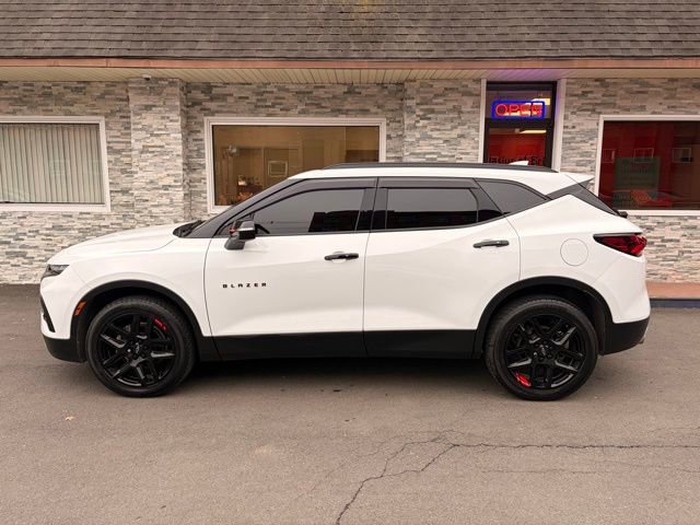 Used 2022 Chevrolet Blazer LT w/ Redline Edition AWD/4WD image 8