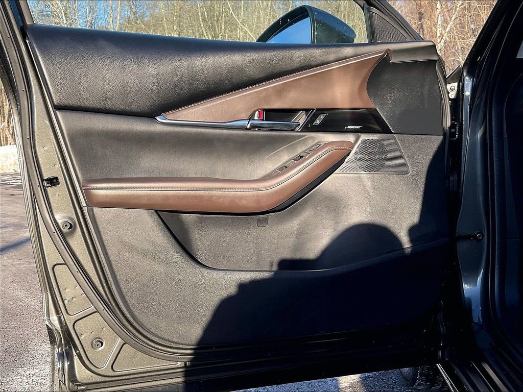 Used 2023 MAZDA CX-30 AWD 2.5 S w/ Premium Package image 9