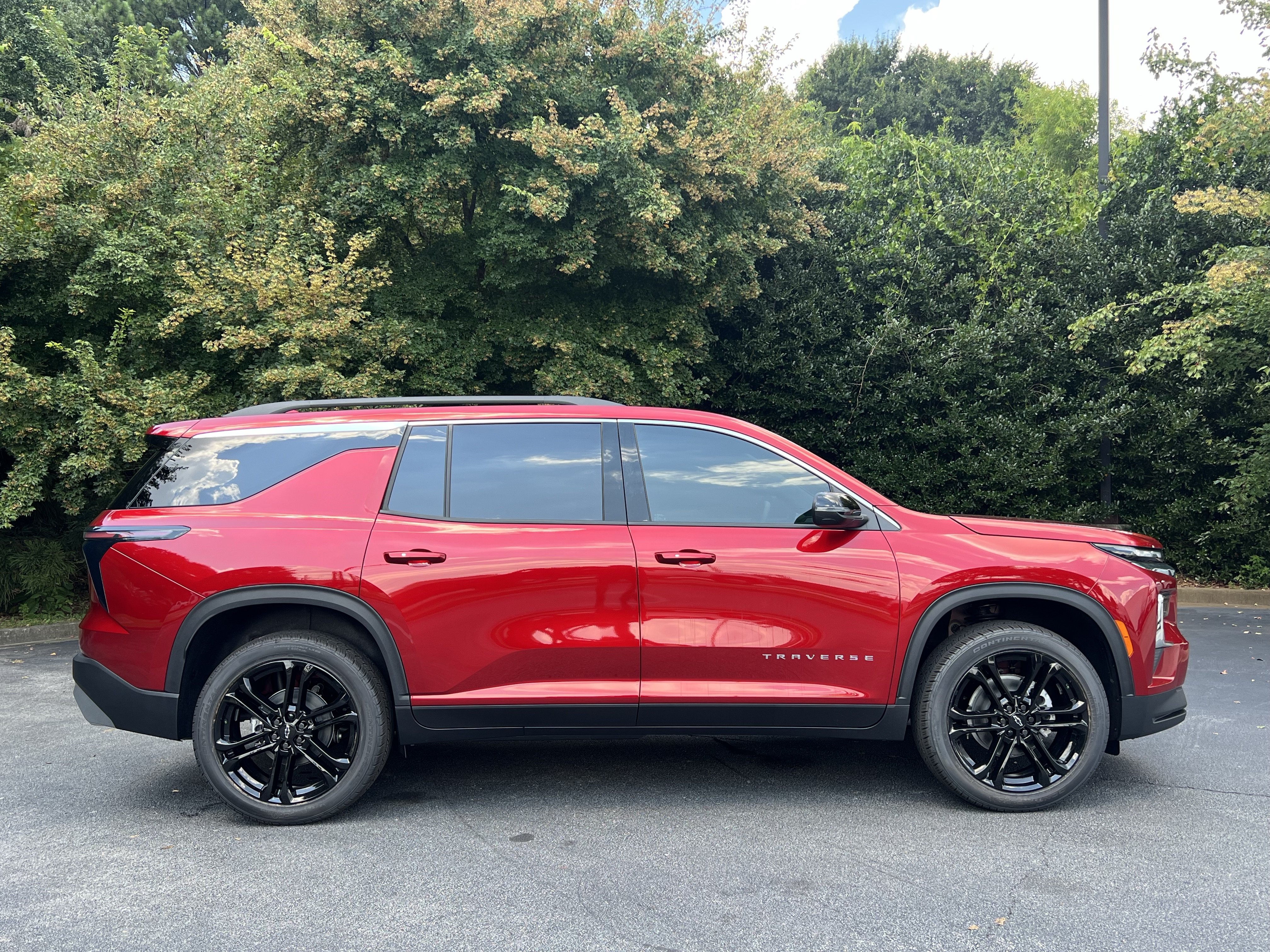 New 2026 Chevrolet Traverse LT FWD image 10