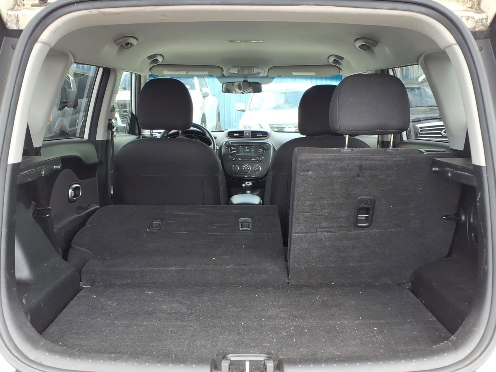 Used 2016 Kia Soul + FWD image 14