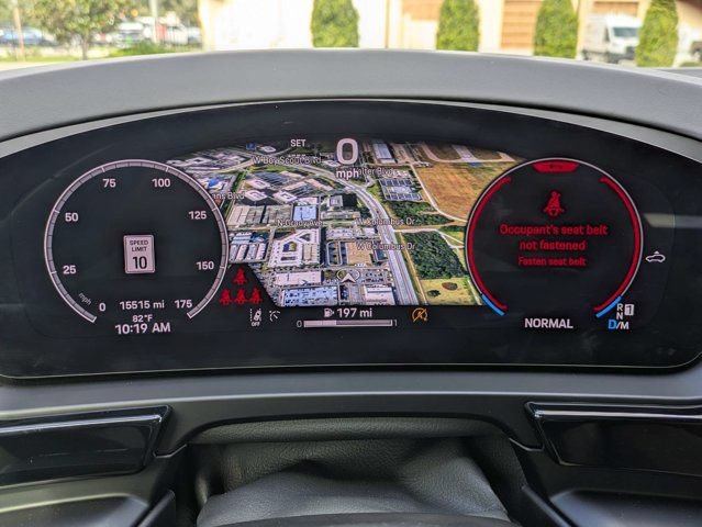 Used 2025 Porsche Cayenne AWD/4WD image 28