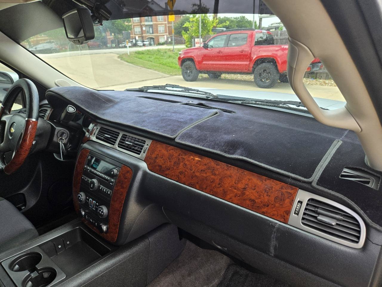 Used 2014 Chevrolet Tahoe LS RWD image 23