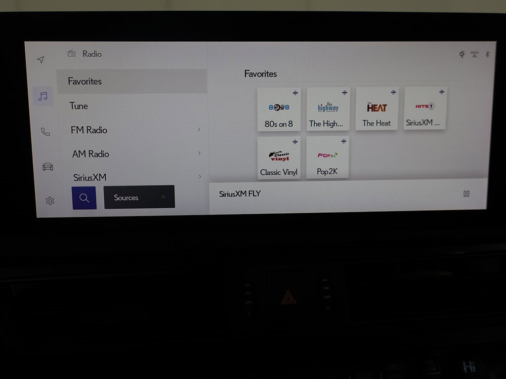 Used 2023 Lexus ES 350 Luxury w/ Accessory Package (Z2) image 46