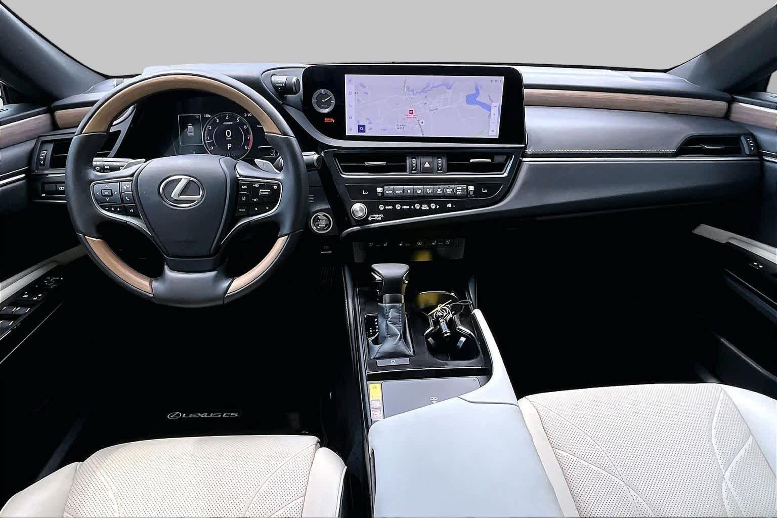 Used 2024 Lexus ES 350 Ultra Luxury w/ Accessory Package (Z2) FWD image 19