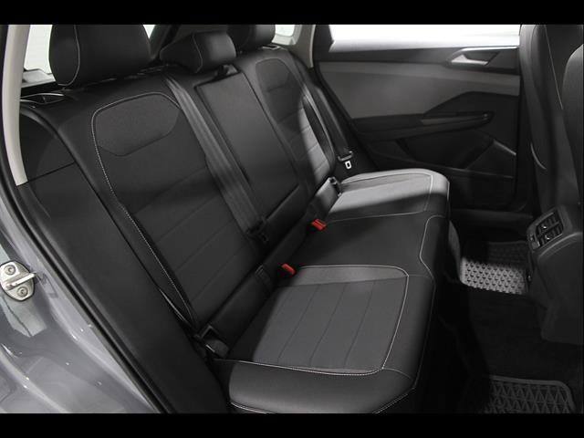 Certified 2023 Volkswagen Taos SE AWD/4WD image 18