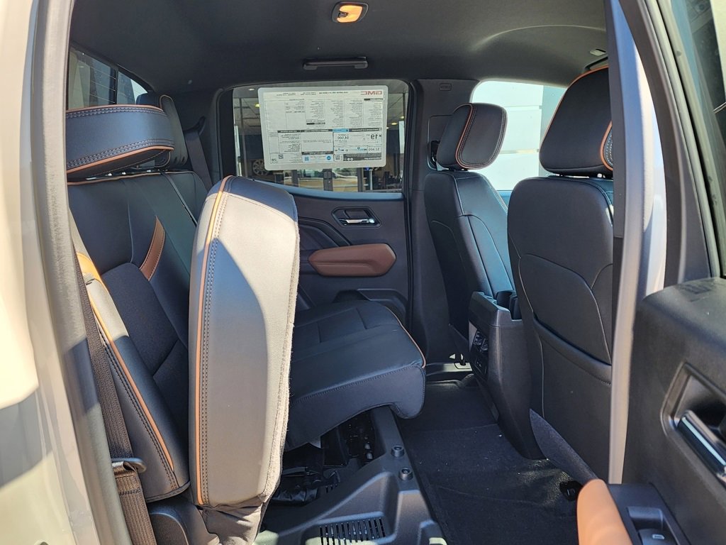 New 2026 GMC Canyon AT4 image 47