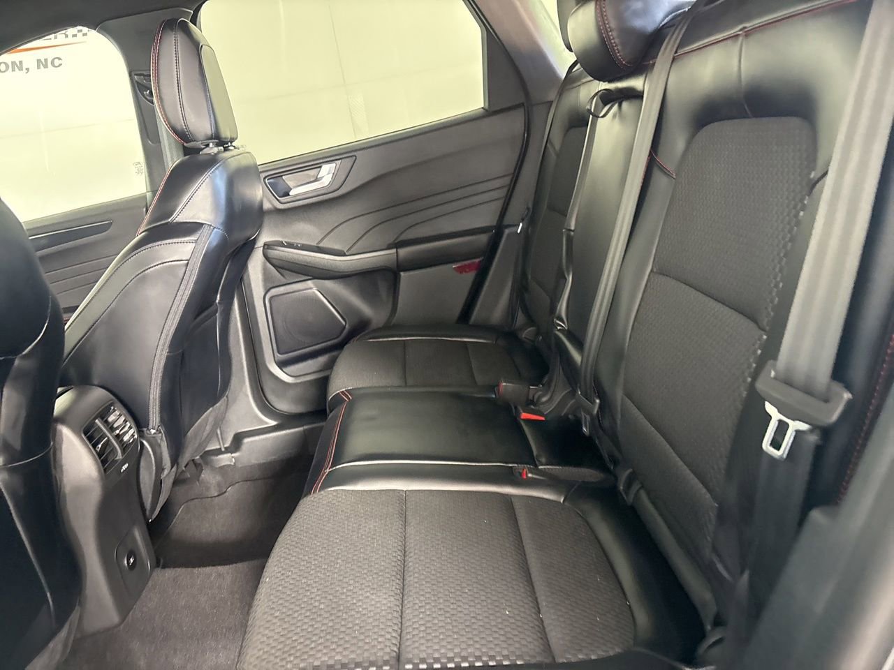 Used 2024 Ford Escape ST-Line w/ Tech Pack #1 AWD/4WD image 22