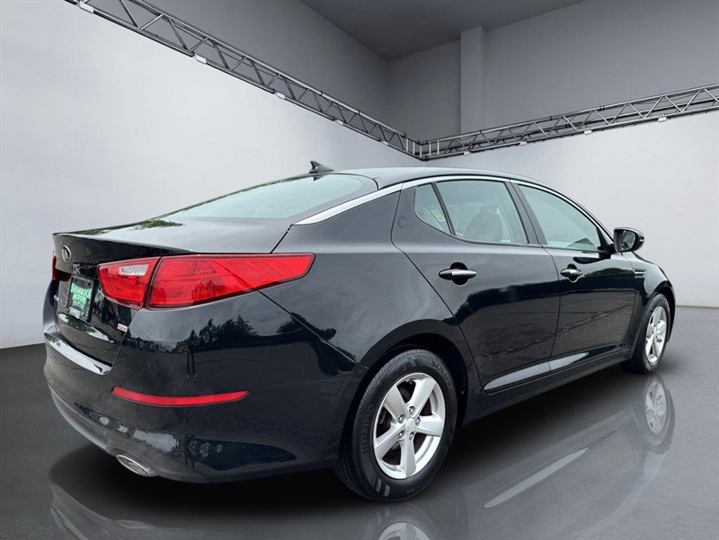 Used 2015 Kia Optima LX FWD image 7