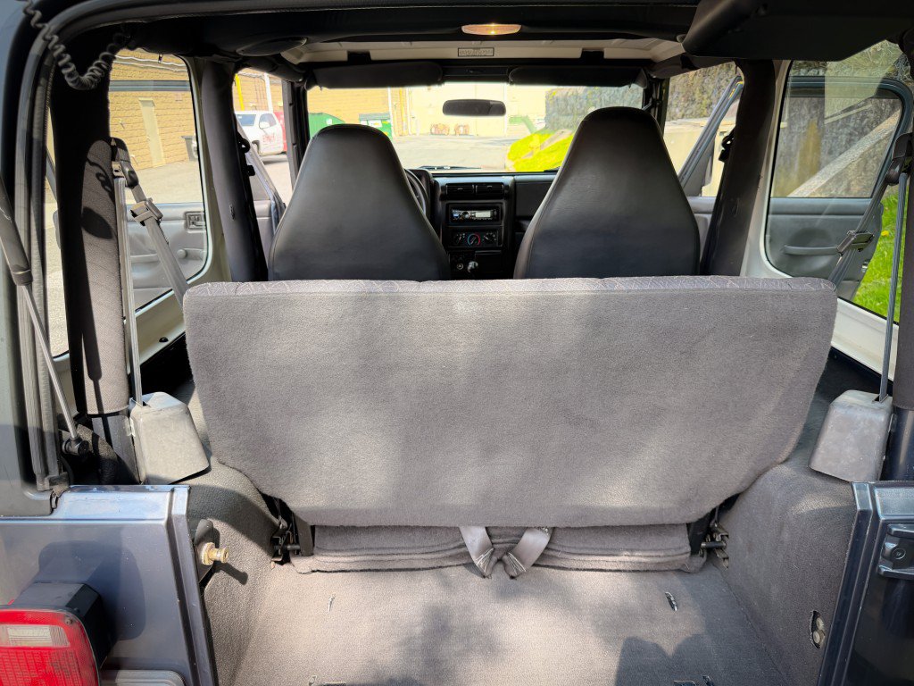 Used 2001 Jeep Wrangler SE AWD/4WD image 26