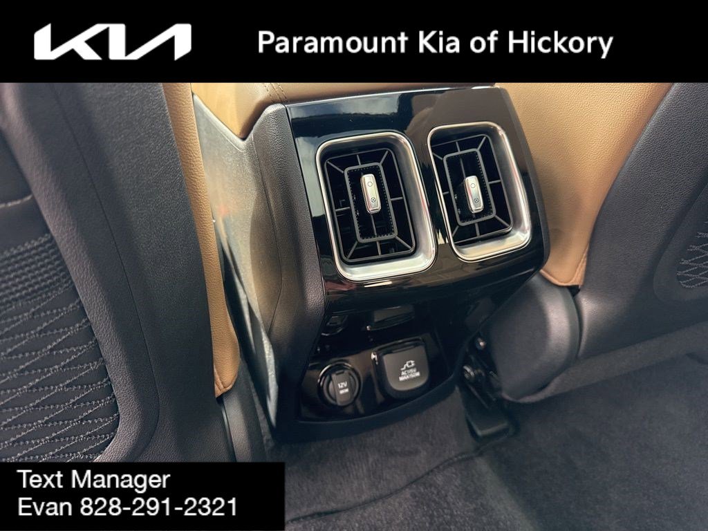 Used 2025 Kia Sorento SX Prestige image 18