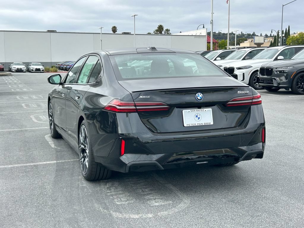 New 2027 BMW 550e xDrive w/ Executive Package AWD/4WD image 3