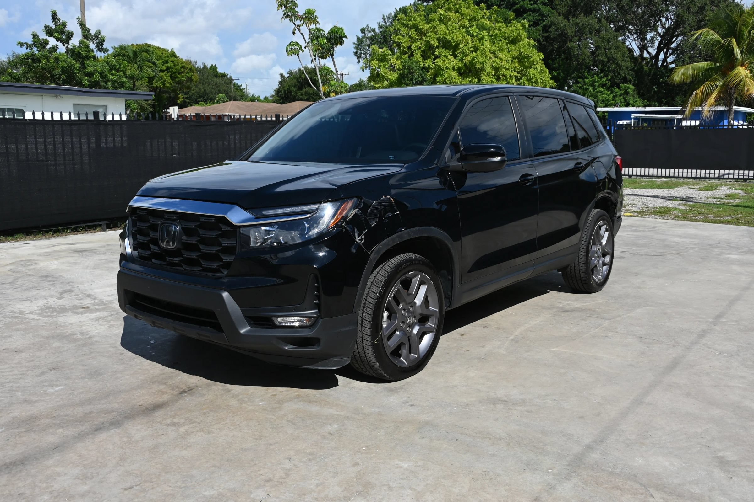 Used 2023 Honda Passport EX-L image 3