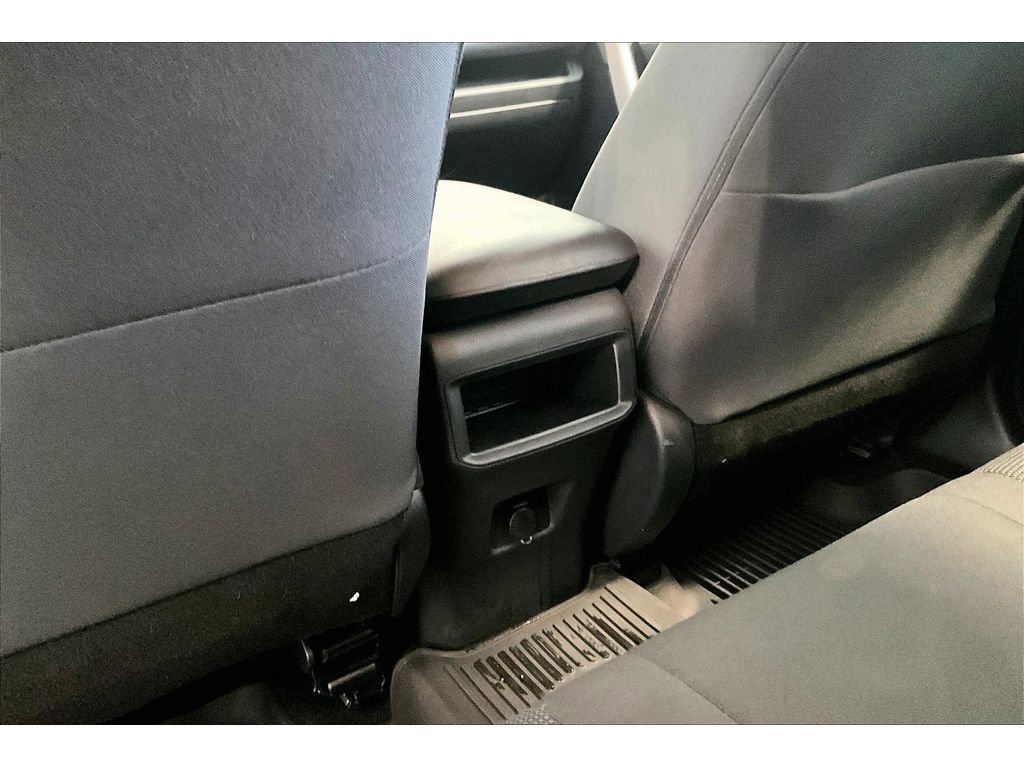 Used 2021 Toyota RAV4 LE image 35