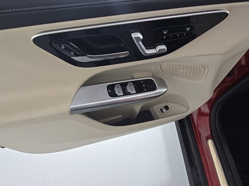 Used 2023 Mercedes-Benz GLC 300 GLC 300 image 15