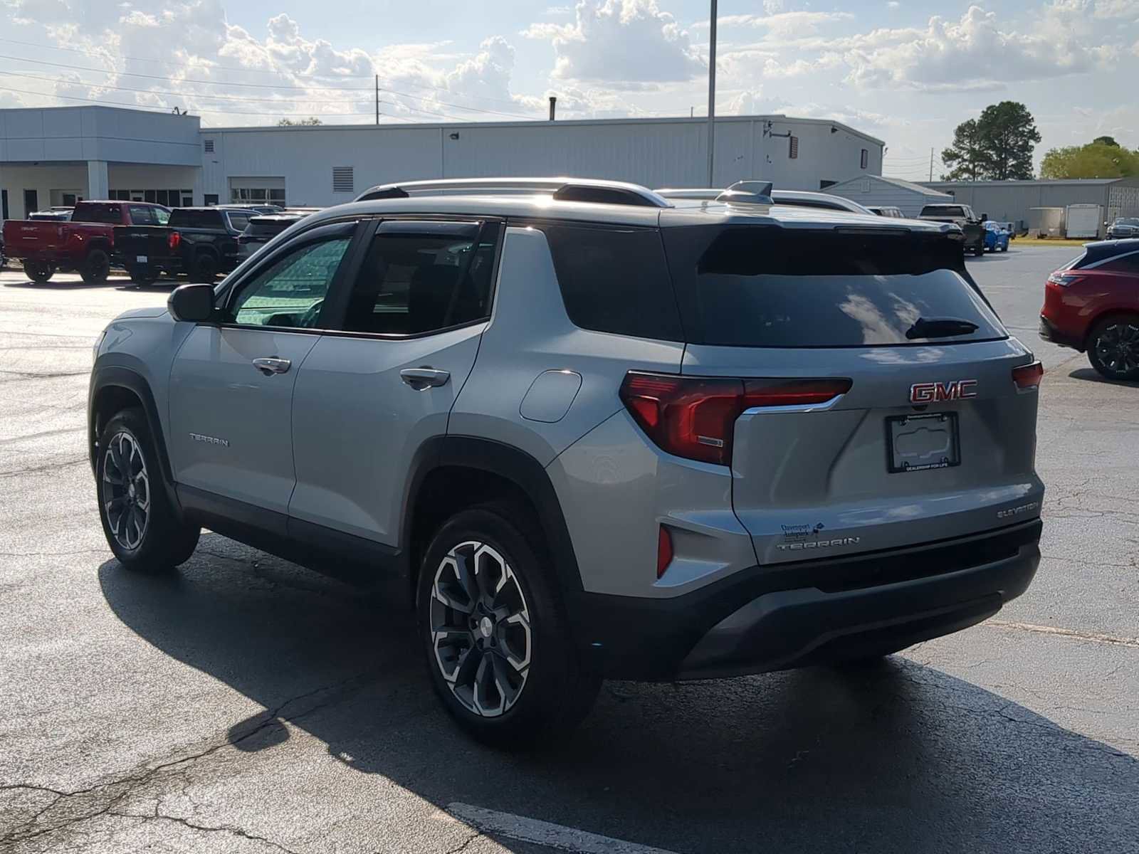 Used 2026 GMC Terrain Elevation w/ Elevation Premium Package image 6